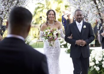 Eddie Murphy’s daughter weds fiancé in Beverly Hills